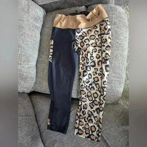 Zoot Cheetah Print Capri Pocket Leggings L